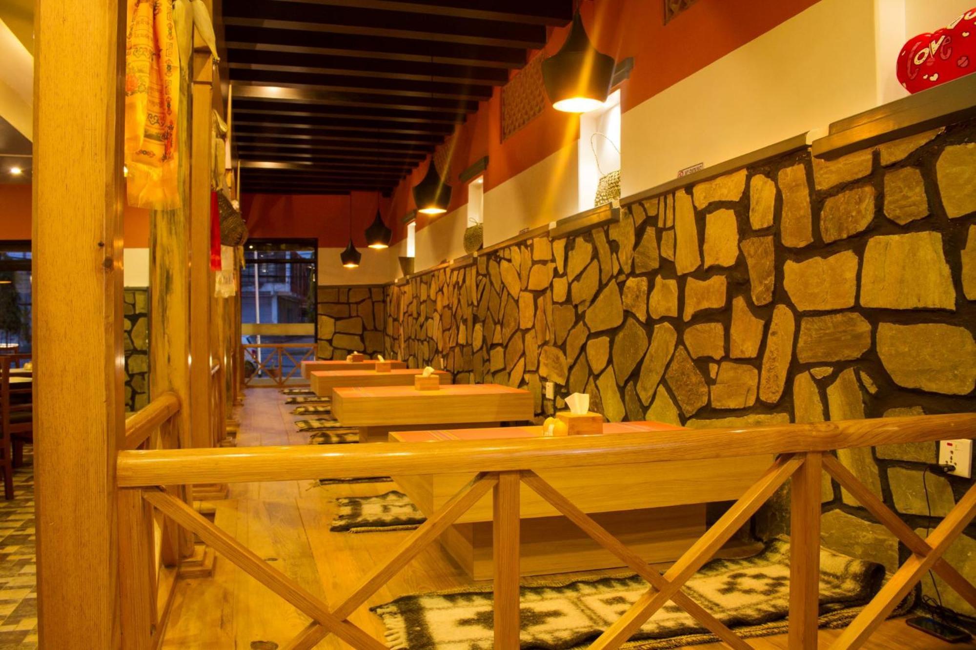Hotel Task International Pokhara Luaran gambar